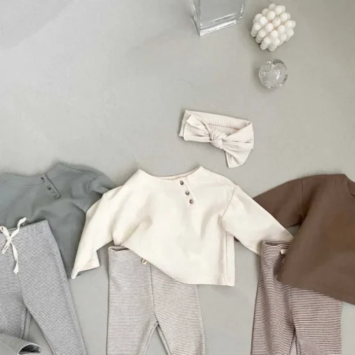 Charlie Baby Button Tee | Mocha