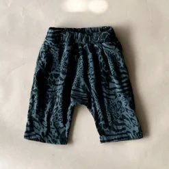 Izzy-Safari Print Shorts | Black