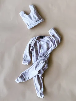 Joahbody-Dot No Snap bodysuit | Dusty Lavender (No hat)