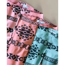 Lois-Native Cropped leggings