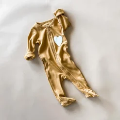 Nighty-White Heart | Dijon