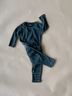 Wilen-Pinstripe Baby Set | Black